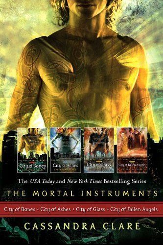 Cassandra Clare : the Mortal Instrument Series