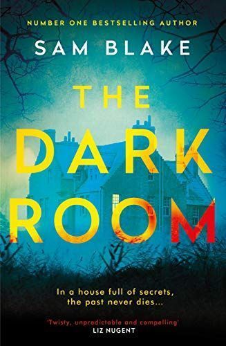 DARK ROOM.