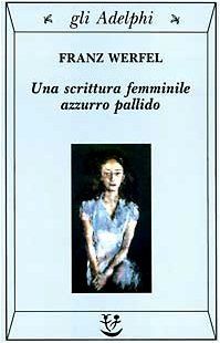 Una scrittura femminile azzurro pallido