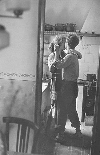 Valencia, Spain, 1952 - Elliott Erwitt Snaps