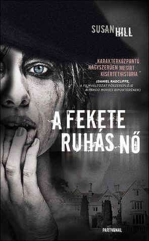 A fekete ruhás nő