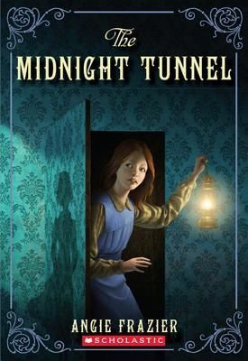 The Midnight Tunnel: A Suzanna Snow Mystery