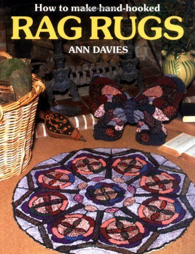 How to Make Hand-Hooked Rag Rugs