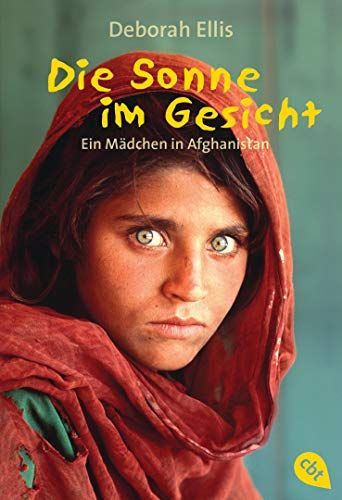 Die Sonne im Gesicht. Ein Mädchen in Afghanistan.