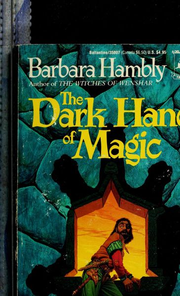 The Dark hand of Magic (Unschooled Wizard 3)