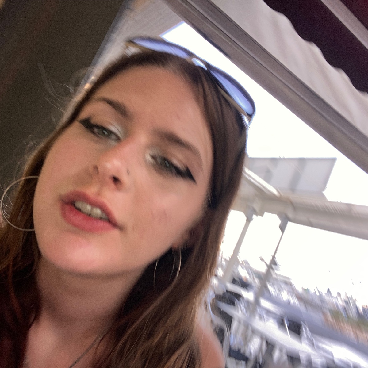Photo of Chloe Hill