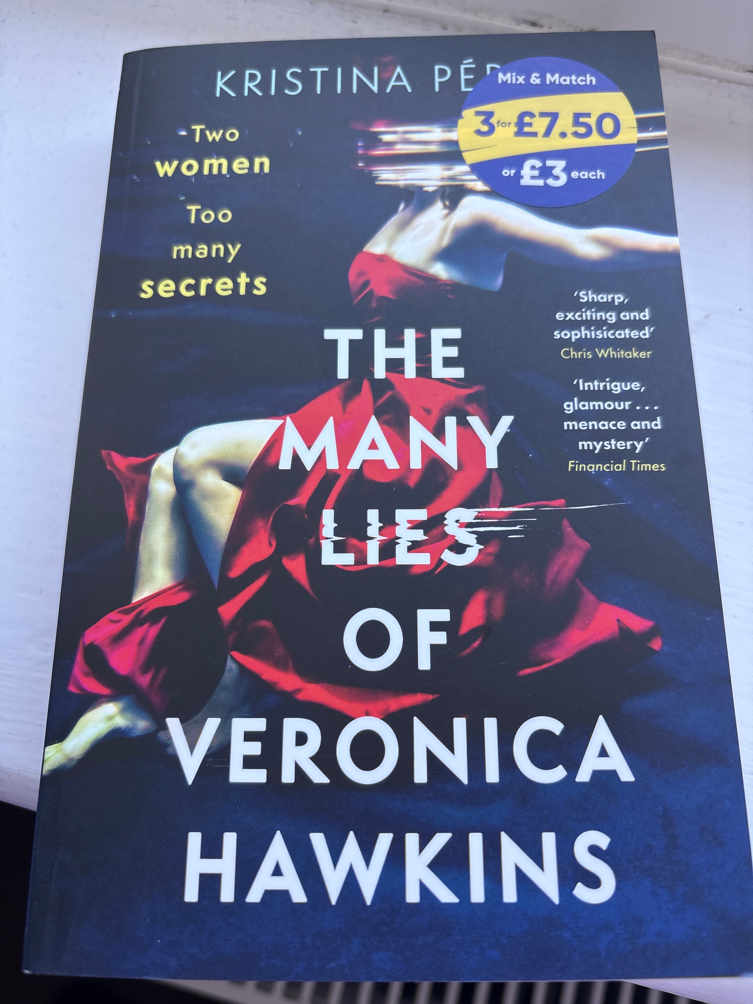 The many lies of Veronica Hawkins 