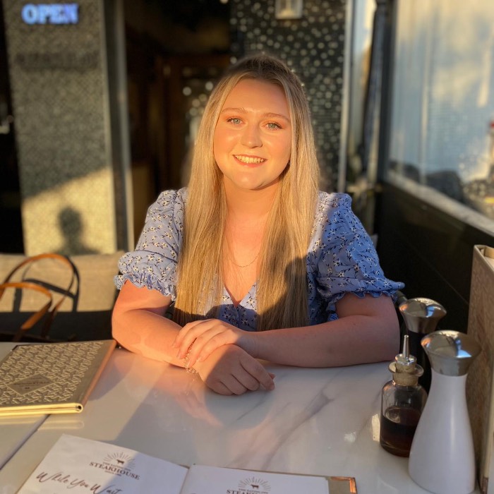 Photo of Chloe Stephenson