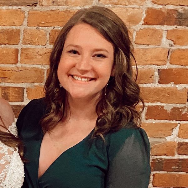 Photo of Hannah Wills