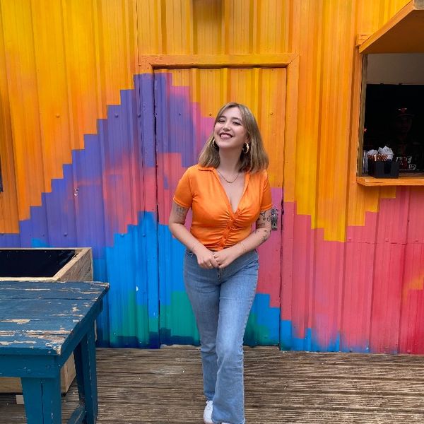 Photo of April Carter